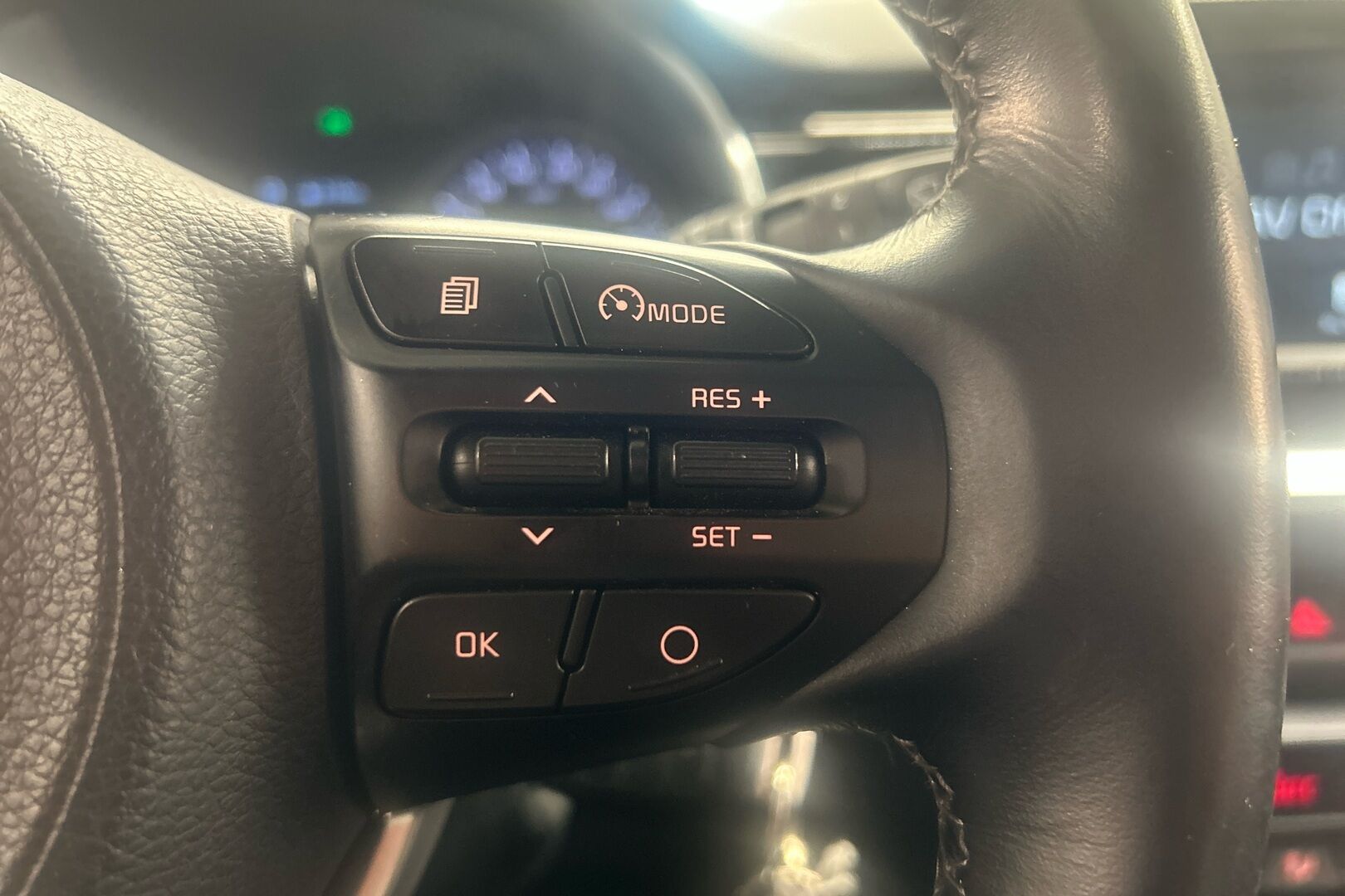 Kia Stonic iso kuva 7