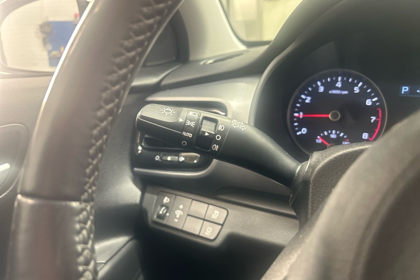 Kia Stonic iso kuva 25