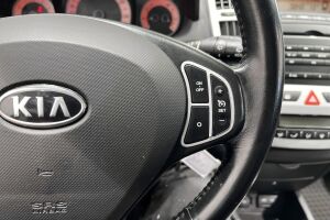 Kia cee'd esikatselu 18
