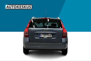 Kia cee'd esikatselu 6