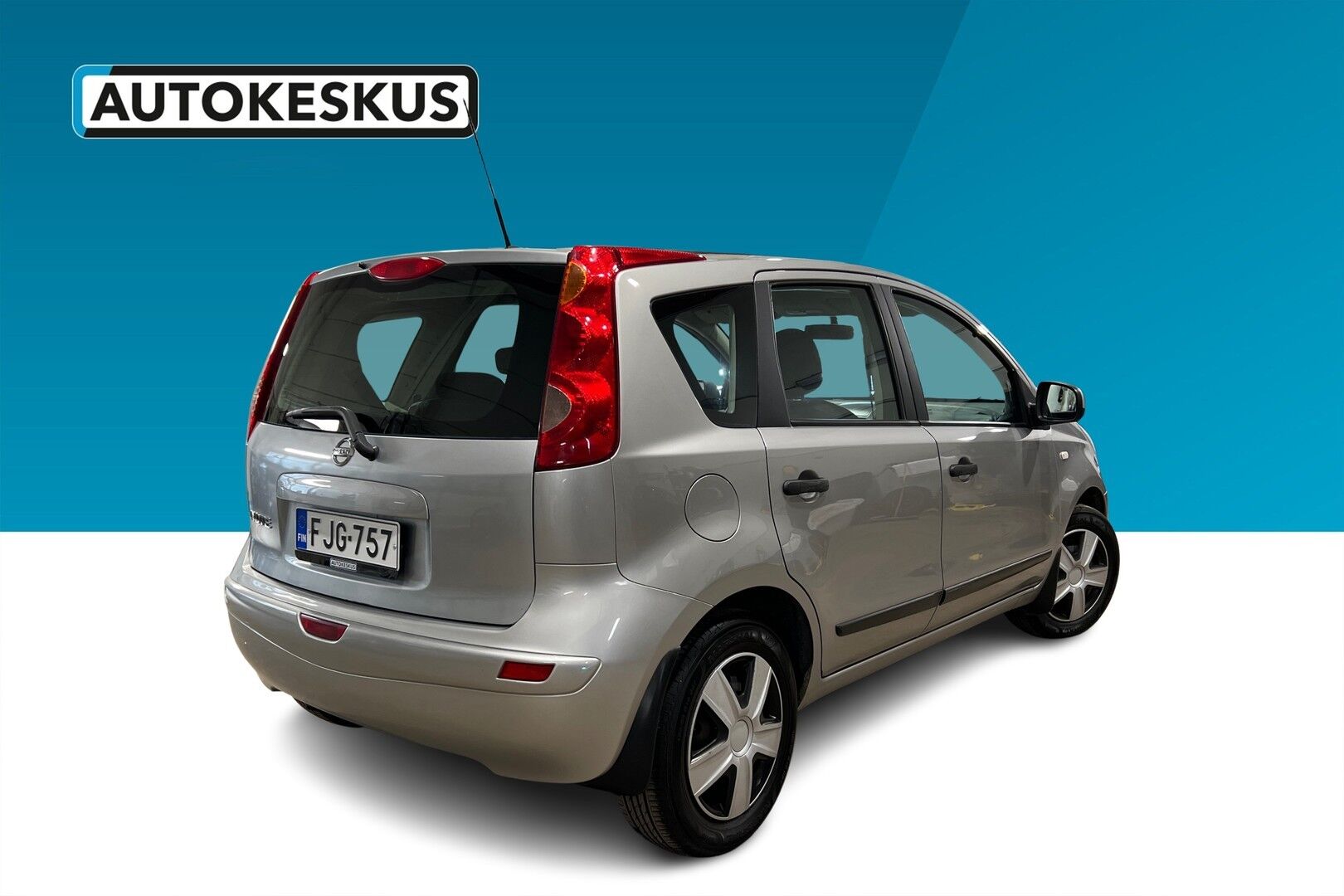 Nissan Note iso kuva 1