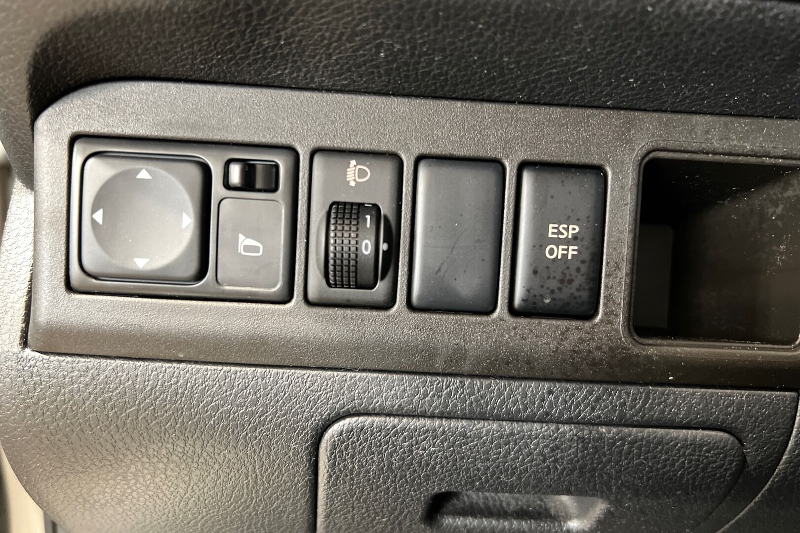 Nissan Note iso kuva 13