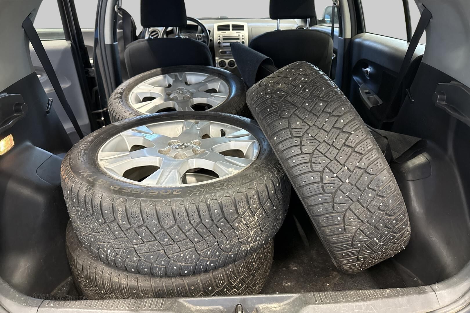 Toyota Urban Cruiser MYYDÄÄN HUUTOKAUPPA.COM iso kuva 11