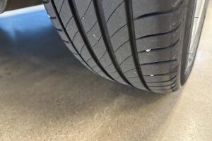 Toyota Urban Cruiser MYYDÄÄN HUUTOKAUPPA.COM esikatselu 13