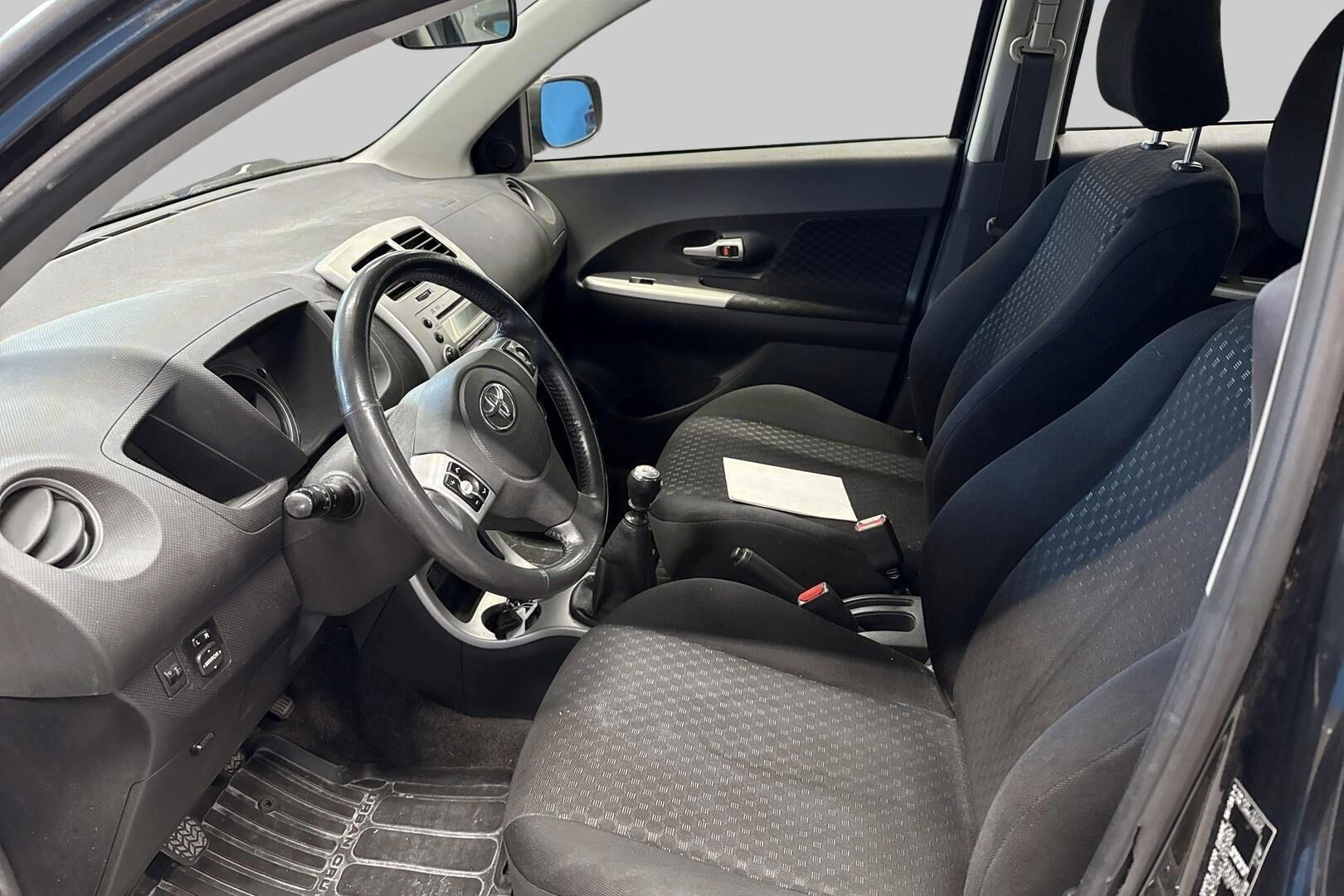 Toyota Urban Cruiser MYYDÄÄN HUUTOKAUPPA.COM iso kuva 8
