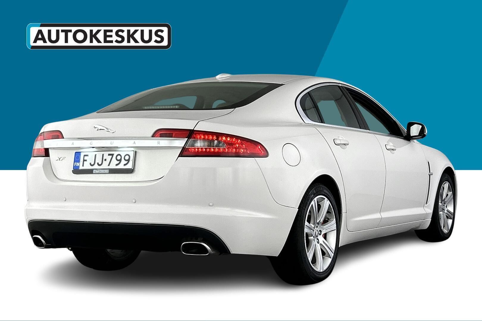 Jaguar XF iso kuva 4