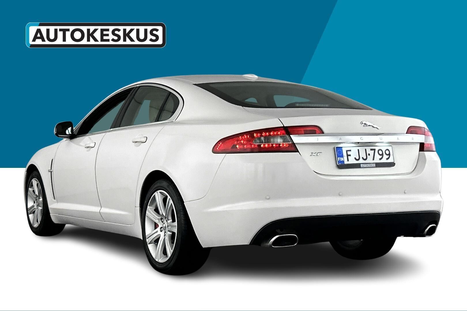 Jaguar XF iso kuva 6