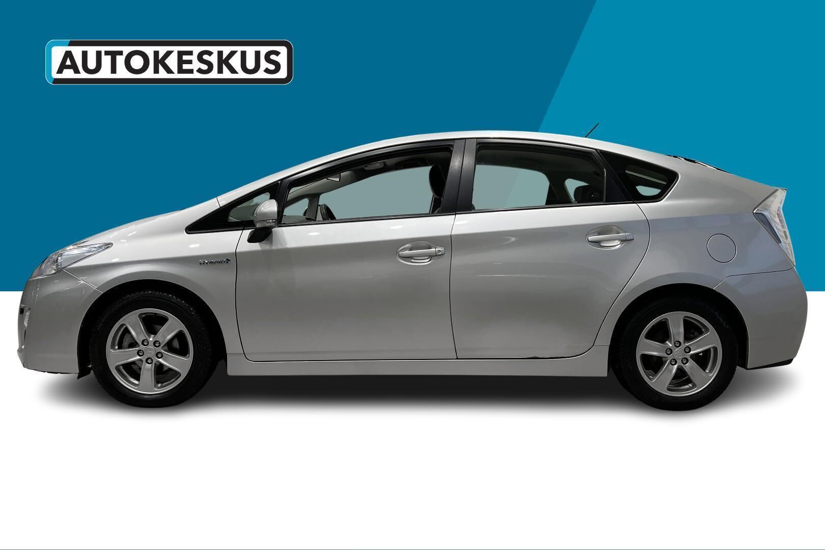 Toyota Prius iso kuva 25