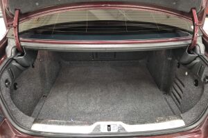 Skoda Superb esikatselu 12