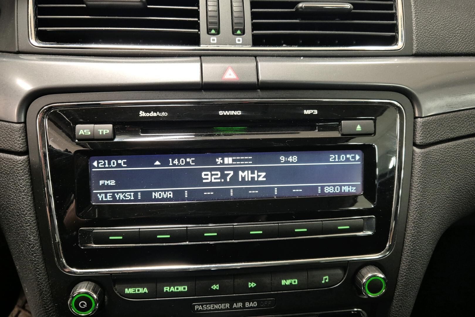 Skoda Superb iso kuva 15