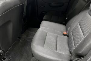Mercedes-Benz B esikatselu 22