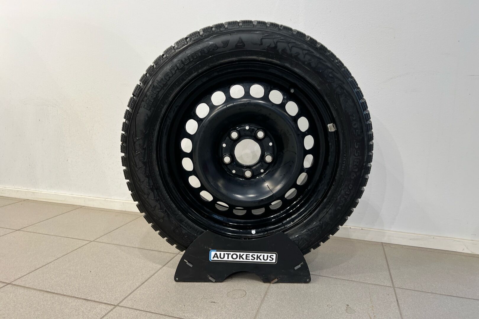 Mercedes-Benz B iso kuva 22