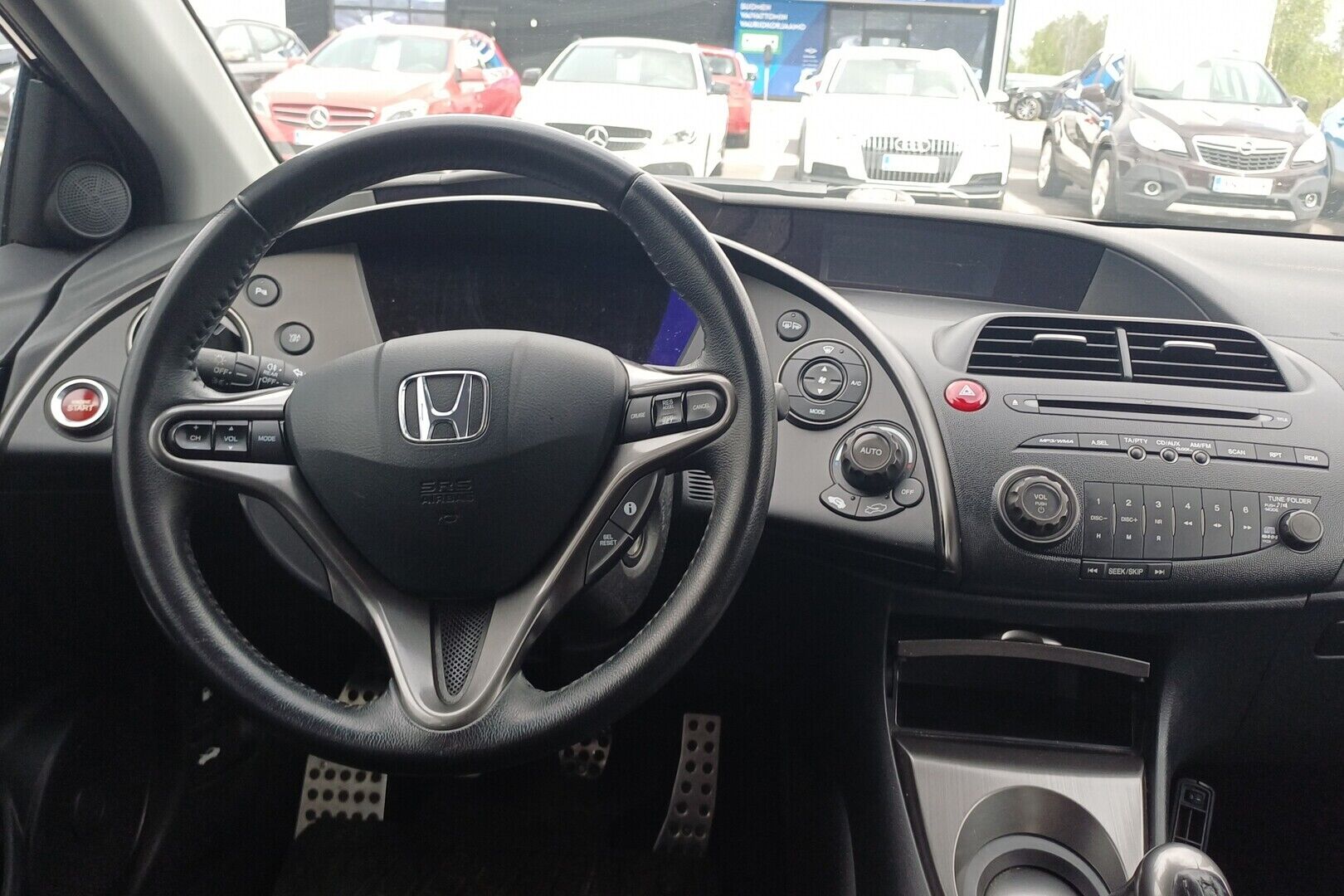 Honda Civic iso kuva 1