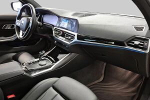 BMW 3-SARJA esikatselu 4