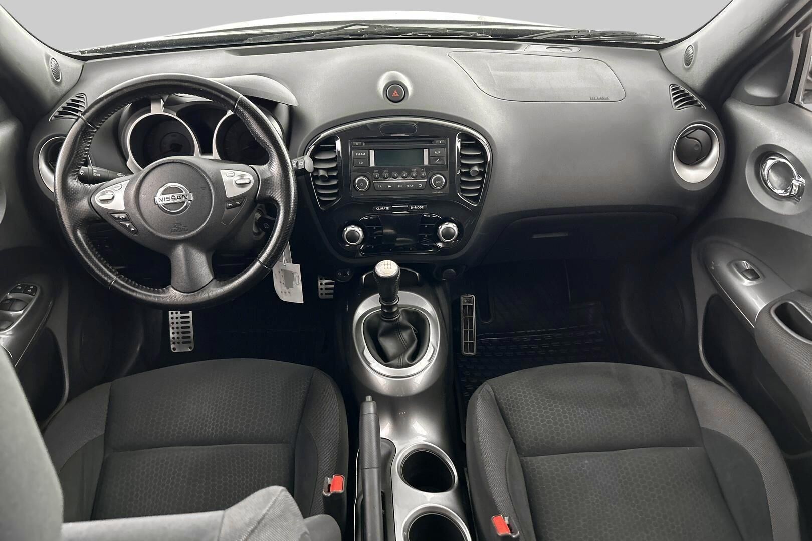 Nissan Juke iso kuva 10