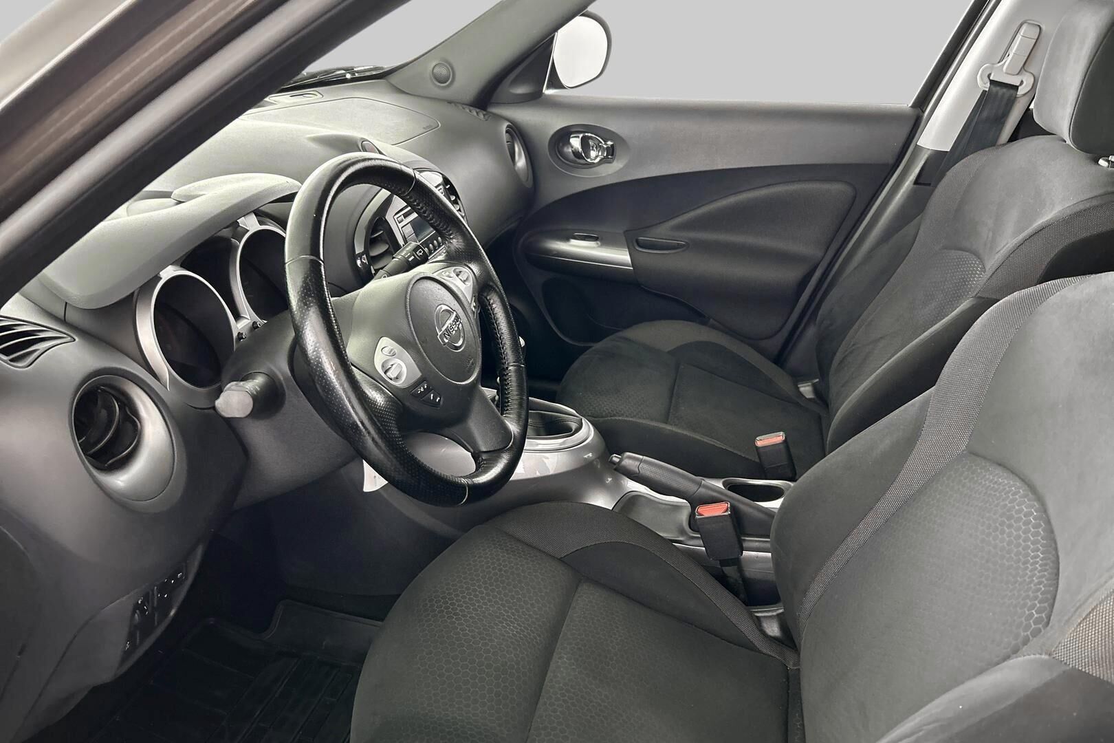 Nissan Juke iso kuva 8