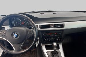 BMW 3-sarja esikatselu 11