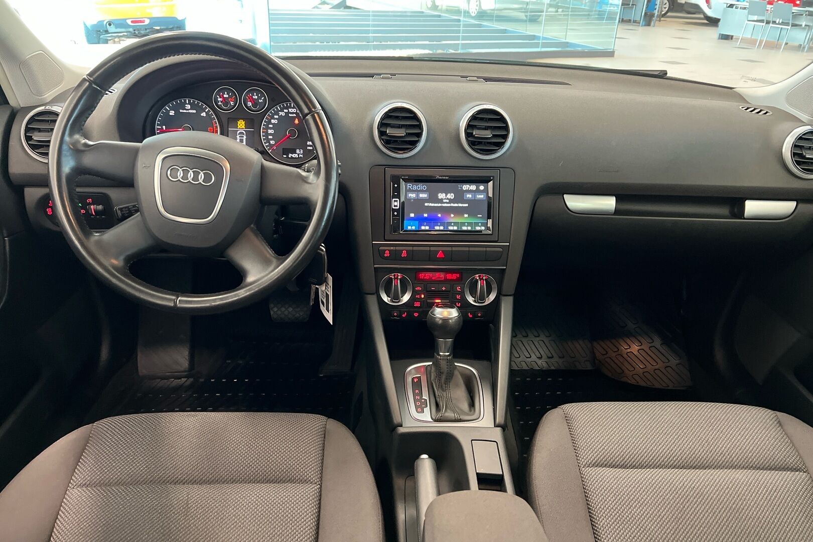 Audi A3 iso kuva 16