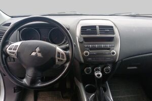 Mitsubishi ASX esikatselu 9