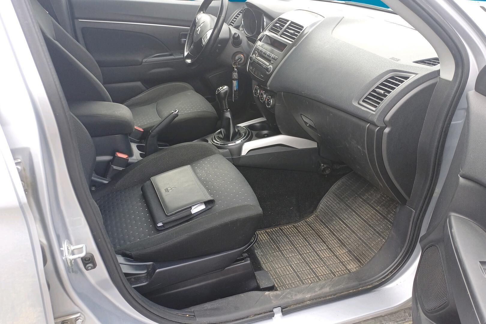 Mitsubishi ASX iso kuva 14