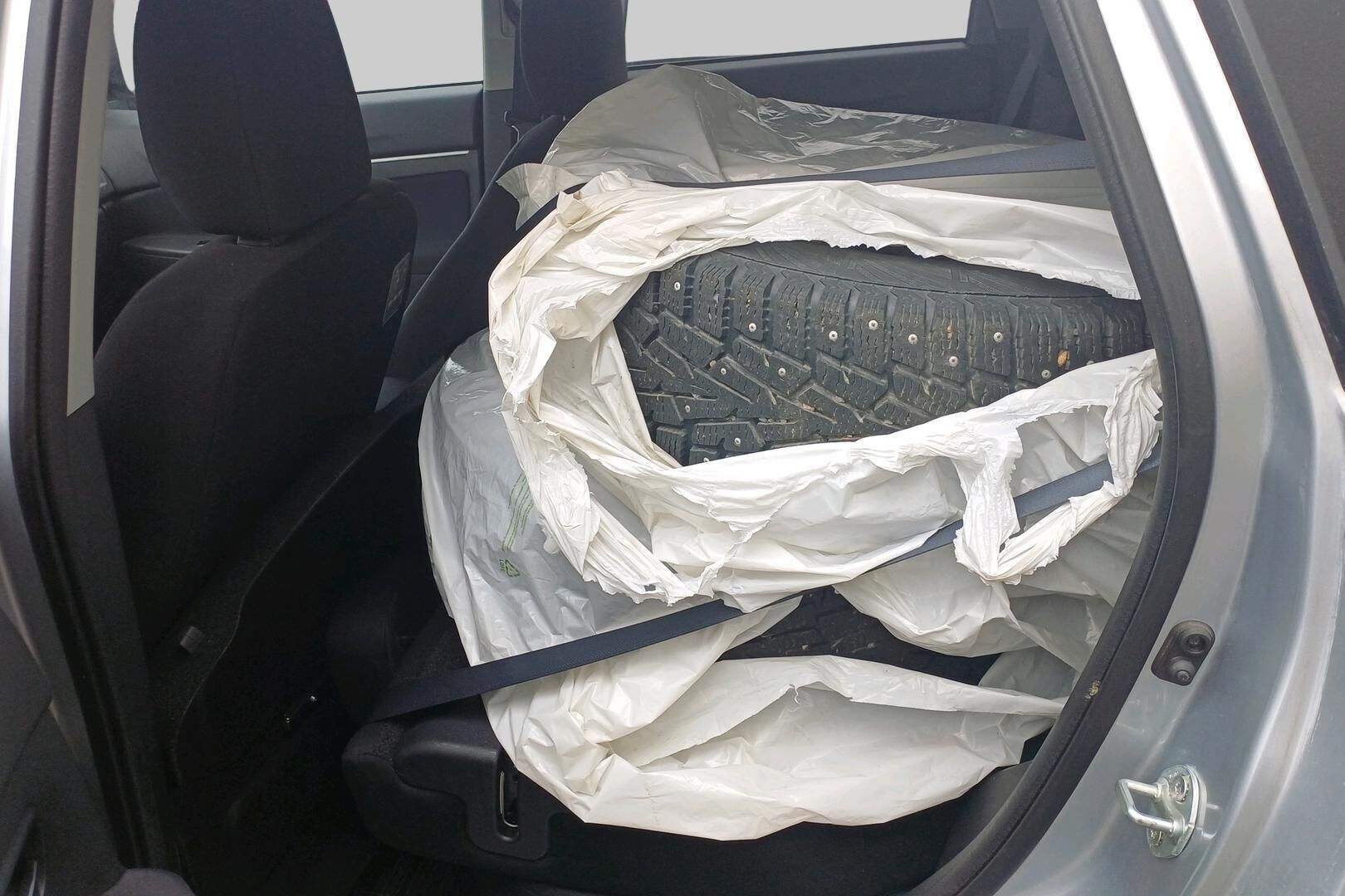 Mitsubishi ASX iso kuva 8