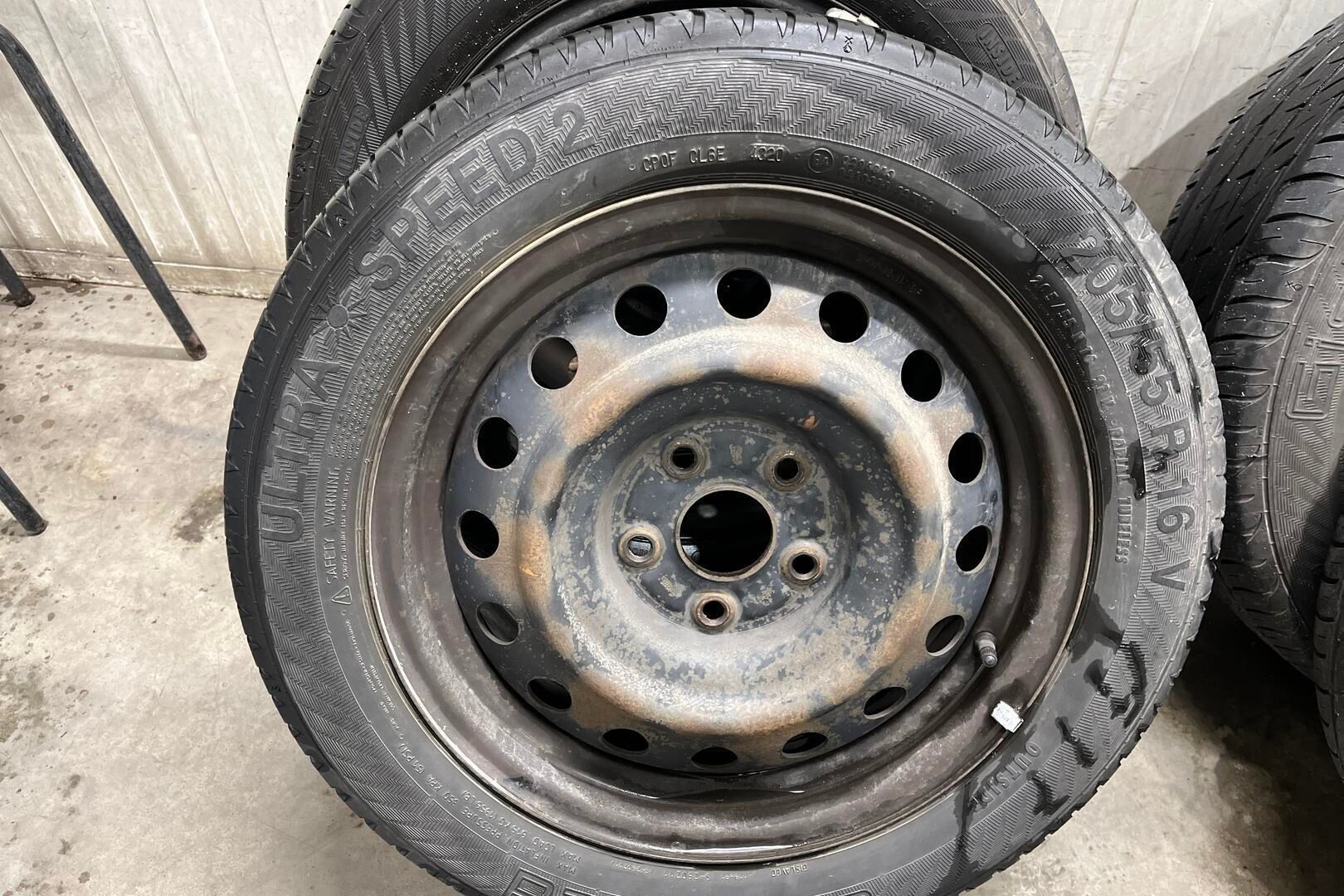 Toyota Corolla iso kuva 14