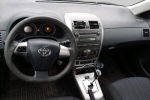 Toyota Corolla esikatselu 2