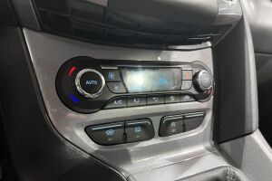 Ford Focus esikatselu 16