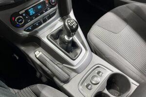 Ford Focus esikatselu 17