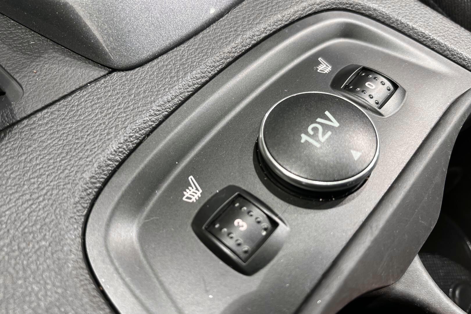 Ford Focus iso kuva 18