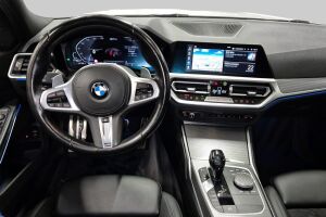 BMW 3-SARJA esikatselu 1