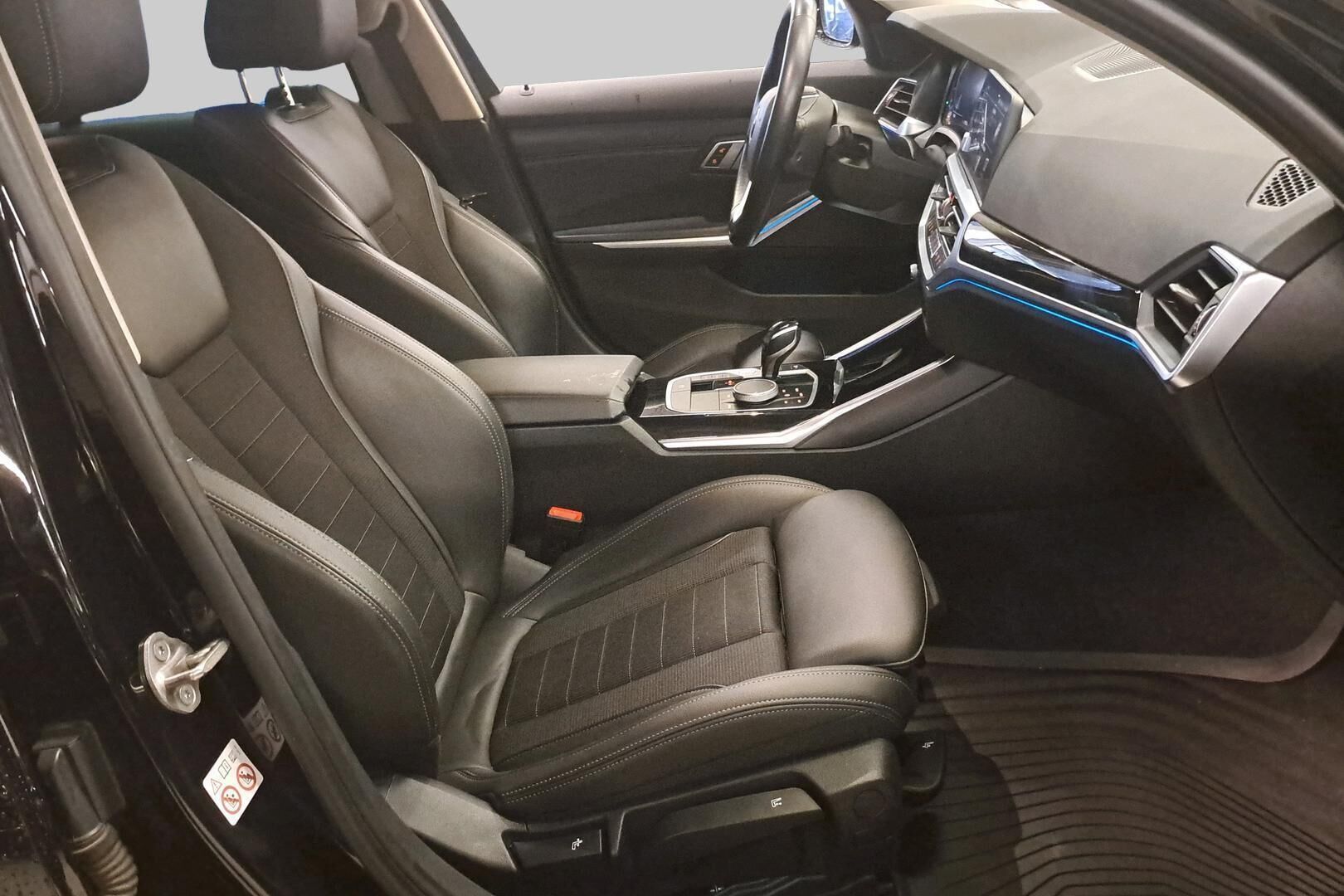 BMW 3-SARJA iso kuva 4