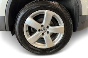 Volkswagen Tiguan esikatselu 13