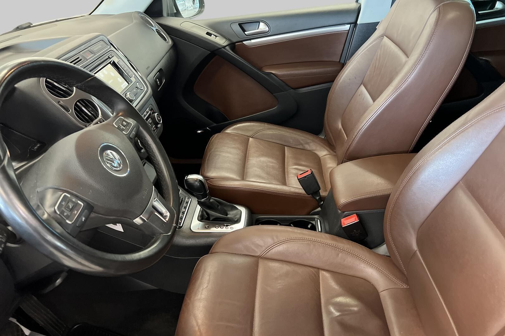 Volkswagen Tiguan iso kuva 9