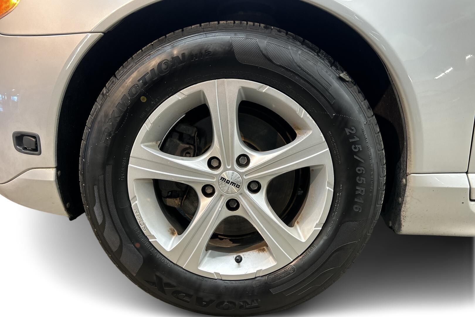 Volvo V70 iso kuva 12