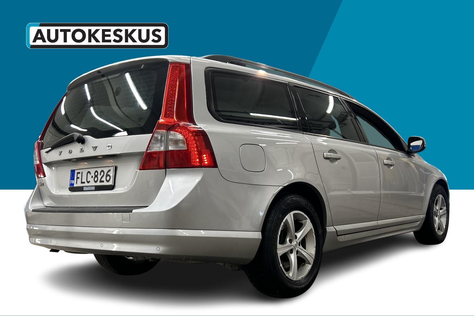 Volvo V70 iso kuva 4