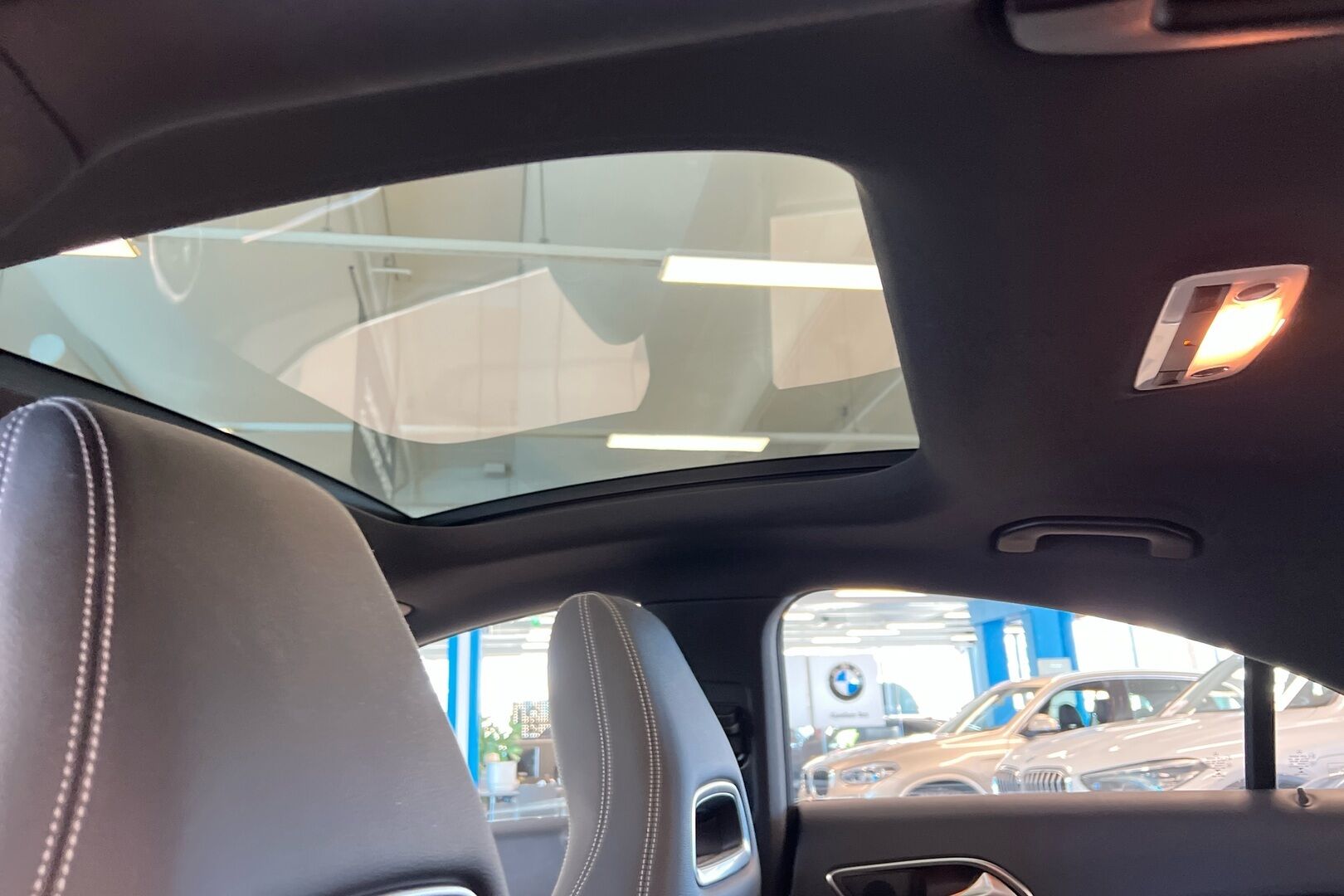 Mercedes-Benz CLA iso kuva 23