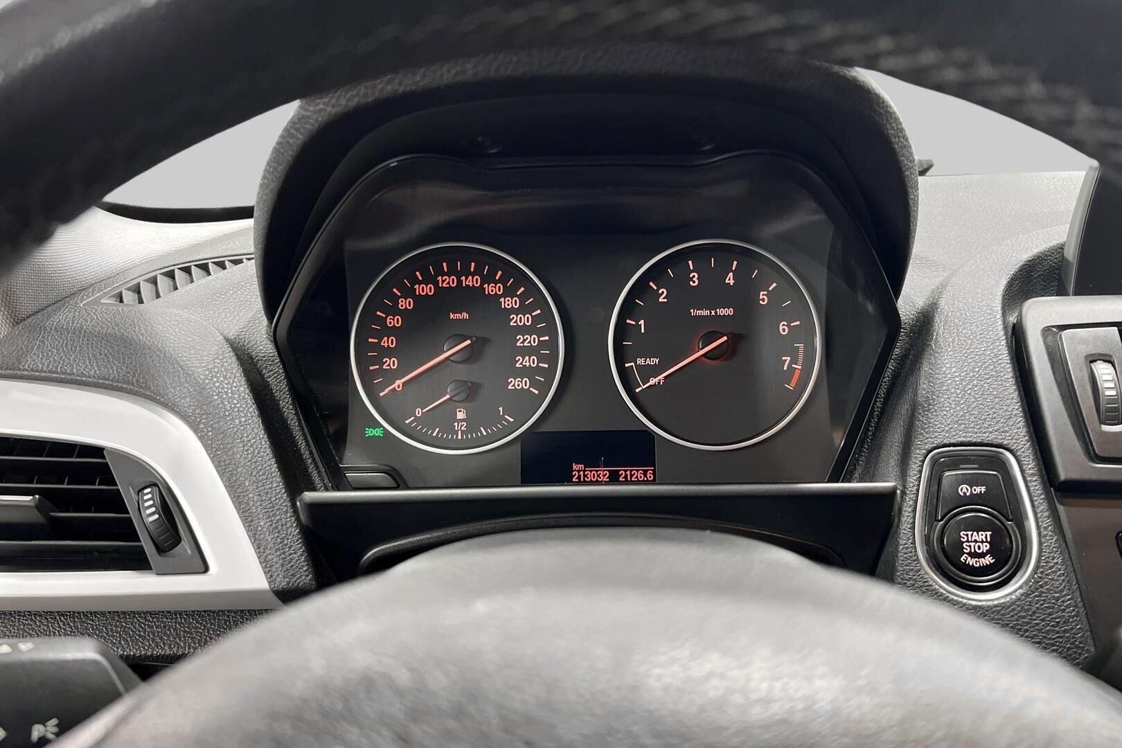 BMW 1-sarja iso kuva 14
