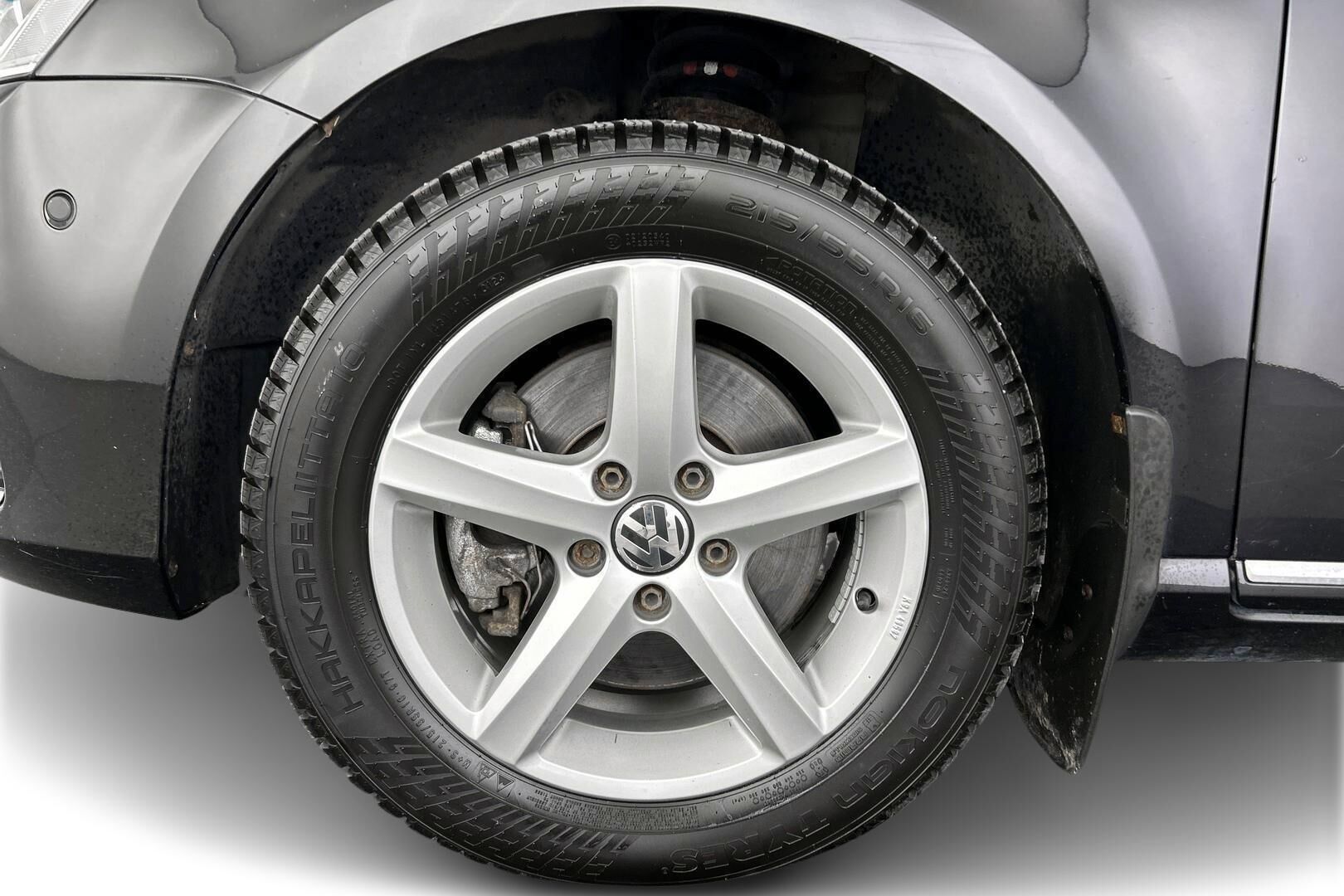 Volkswagen Passat iso kuva 14