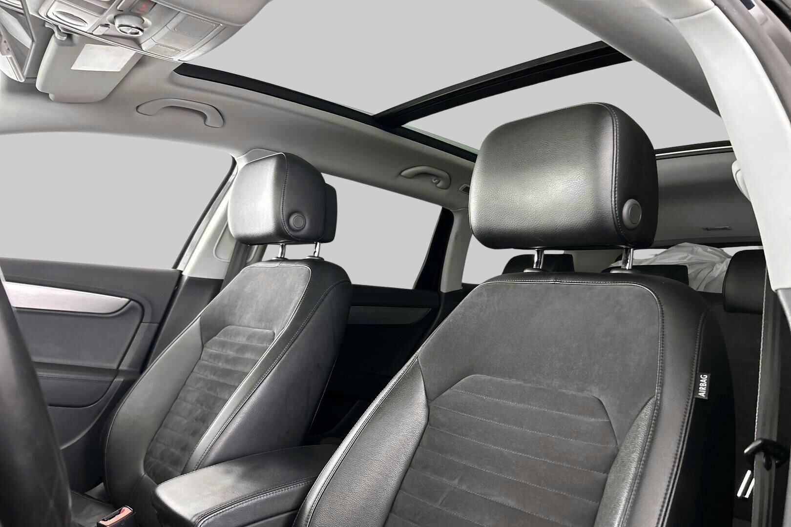 Volkswagen Passat iso kuva 28