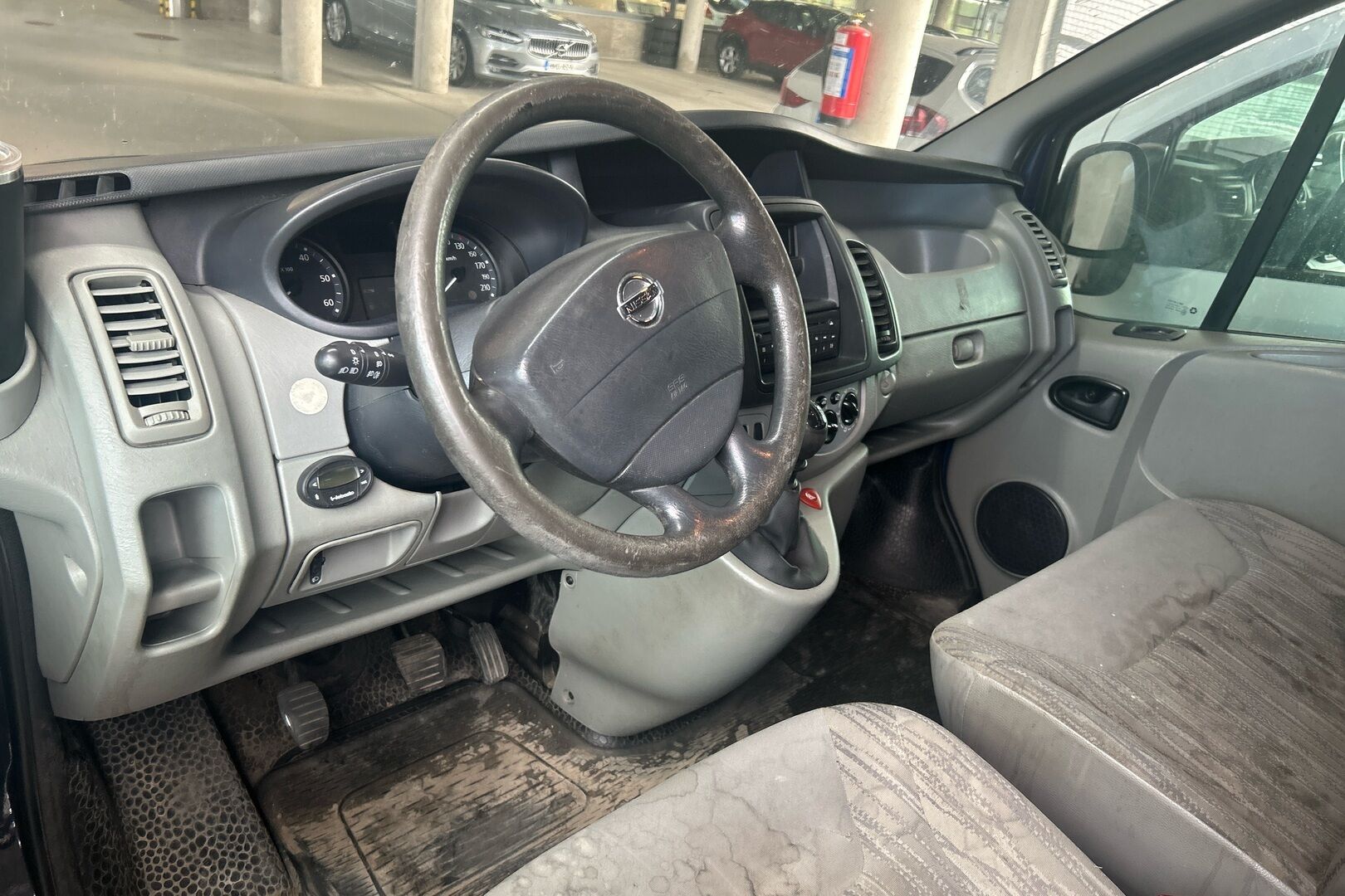 Nissan Primastar iso kuva 1