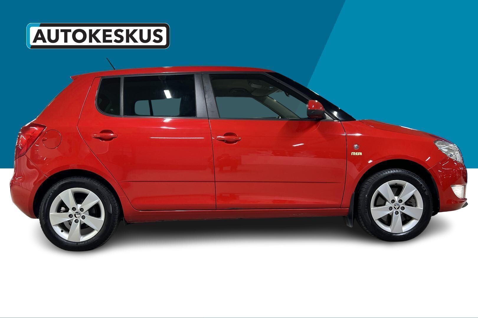 Skoda Fabia iso kuva 4