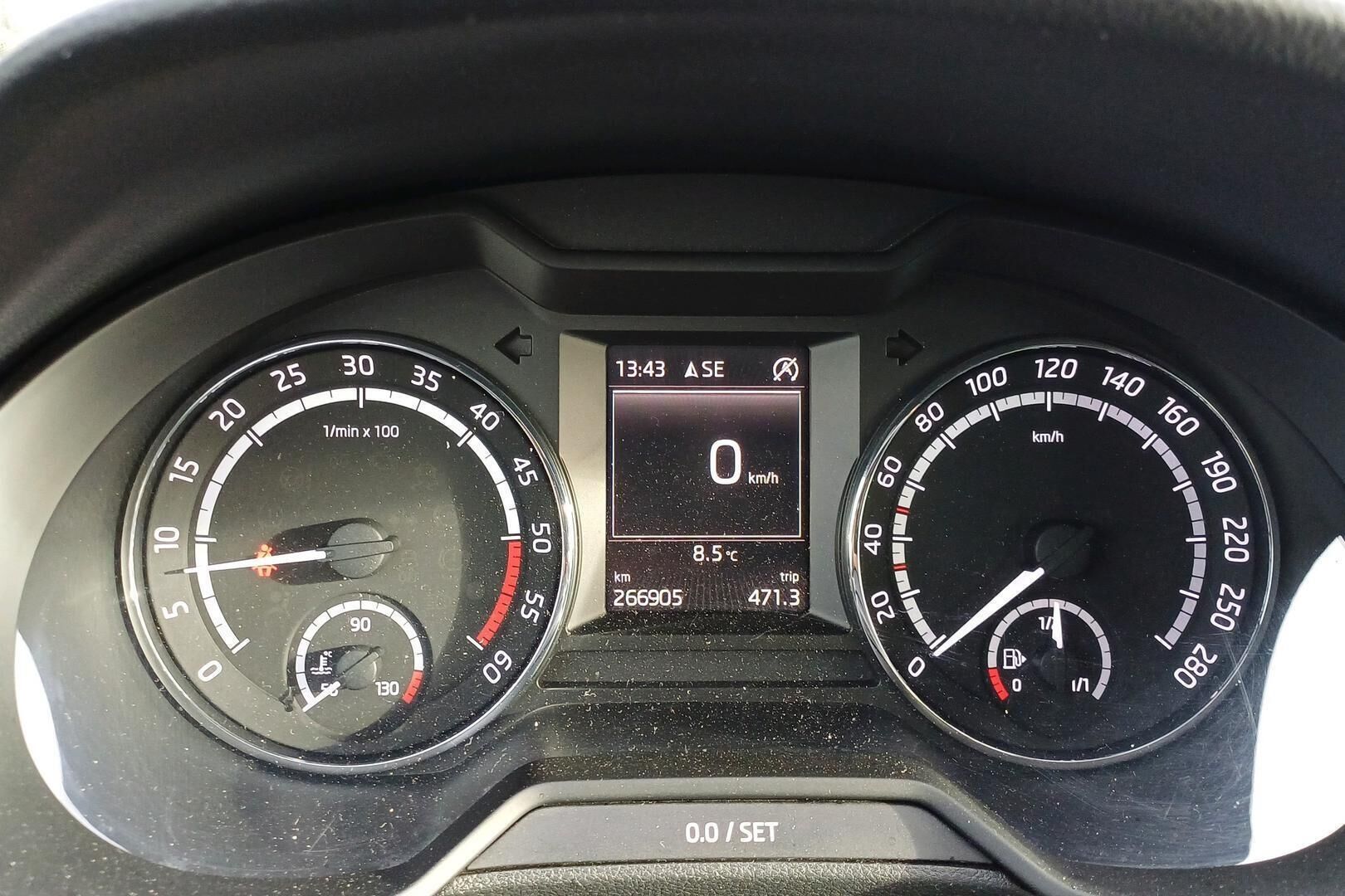 Skoda MYYDÄÄN HUUTOKAUPAT.COM iso kuva 16