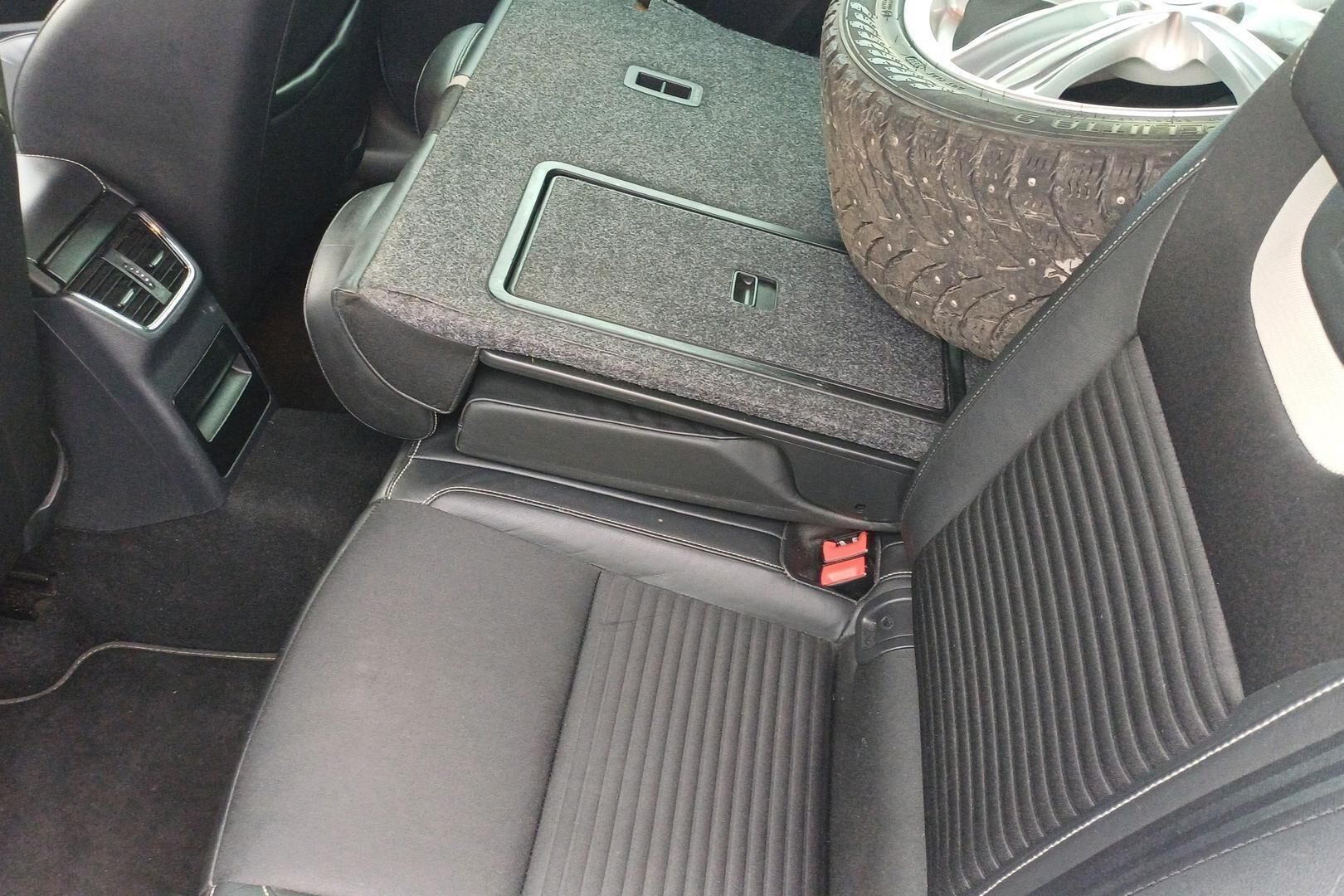 Skoda MYYDÄÄN HUUTOKAUPAT.COM iso kuva 9