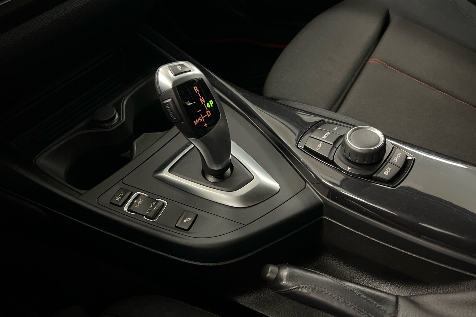 BMW 1-sarja iso kuva 13