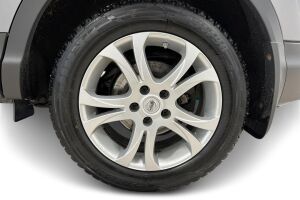 Nissan Qashqai esikatselu 12