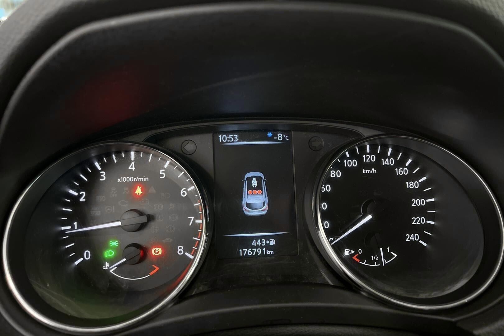 Nissan Qashqai iso kuva 13