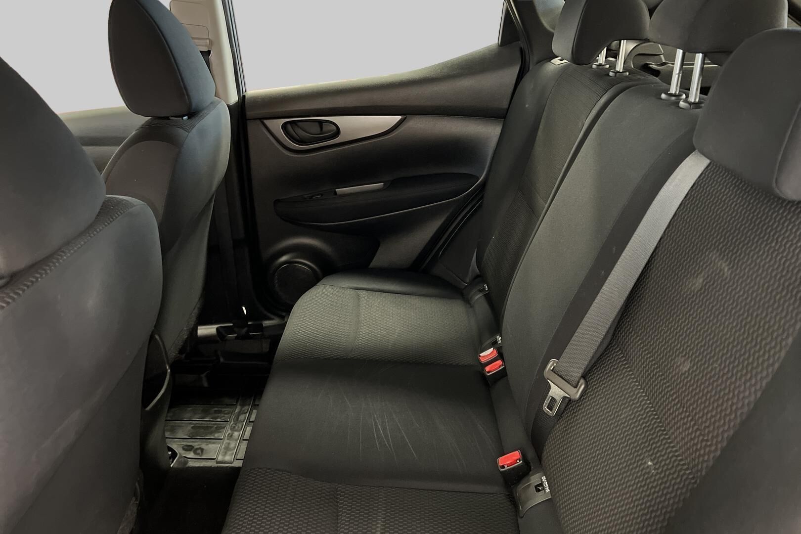 Nissan Qashqai iso kuva 9