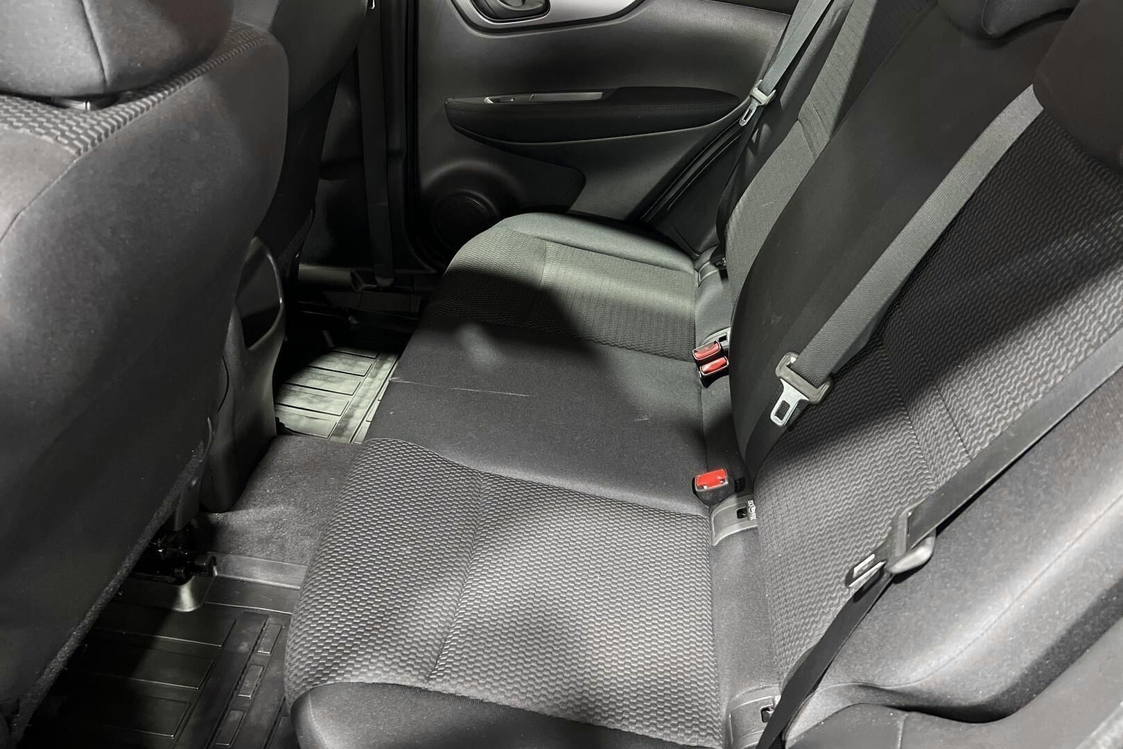 Nissan Qashqai iso kuva 9