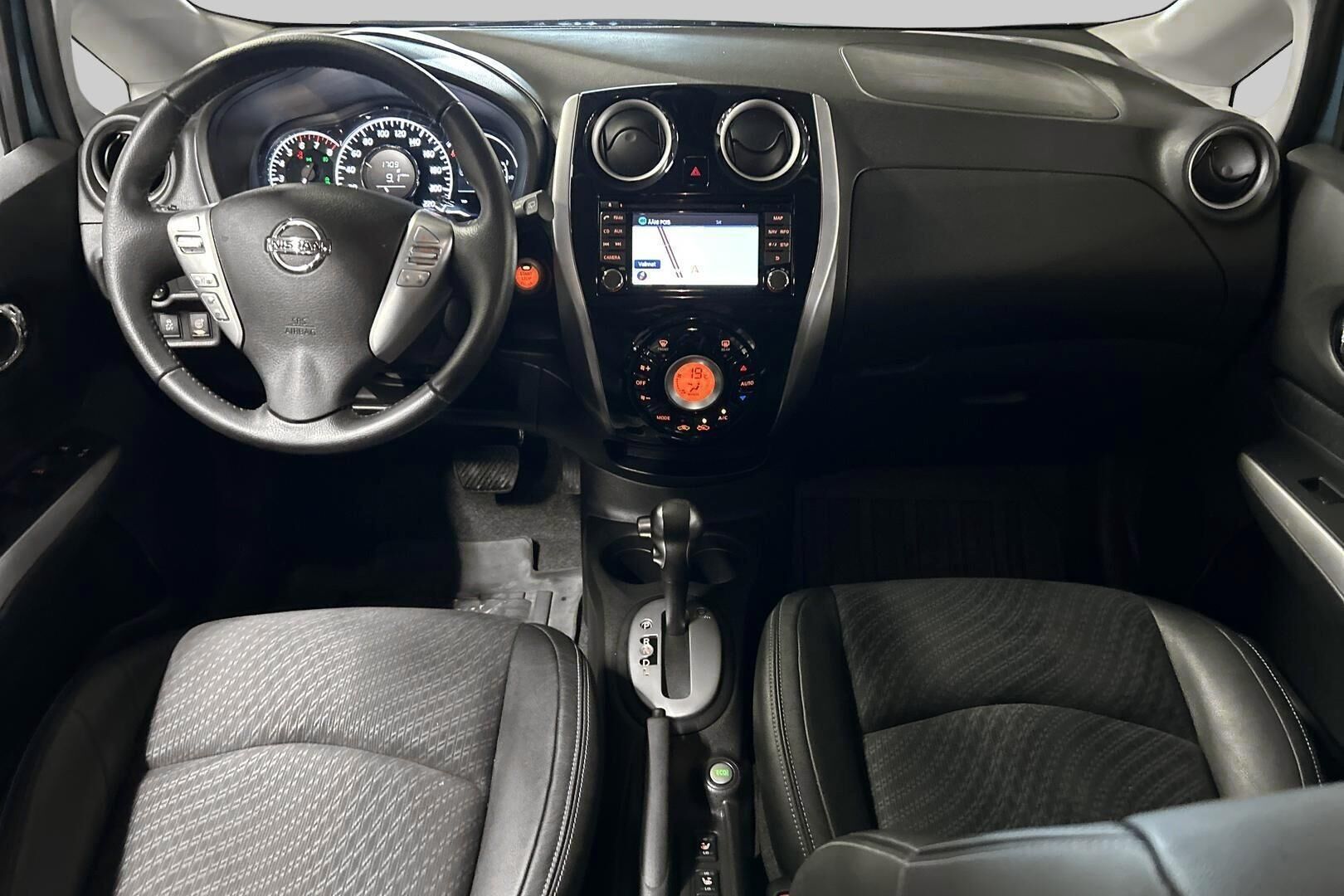 Nissan Note iso kuva 9